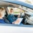 ¿Cuáles son las faltas leves en un examen práctico de conducir?