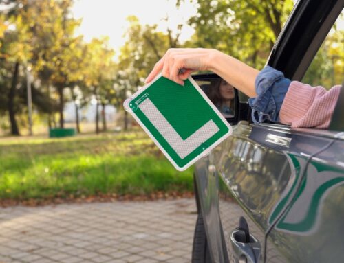 Carnet de conducir a los 17: ¿es posible?